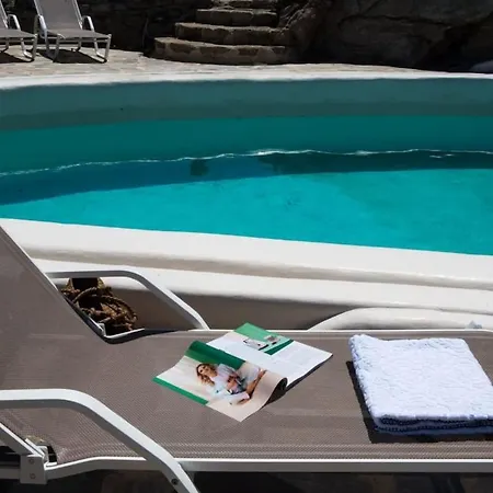 Gorgeous W Ocean Views And Shared Pools! Ορνός